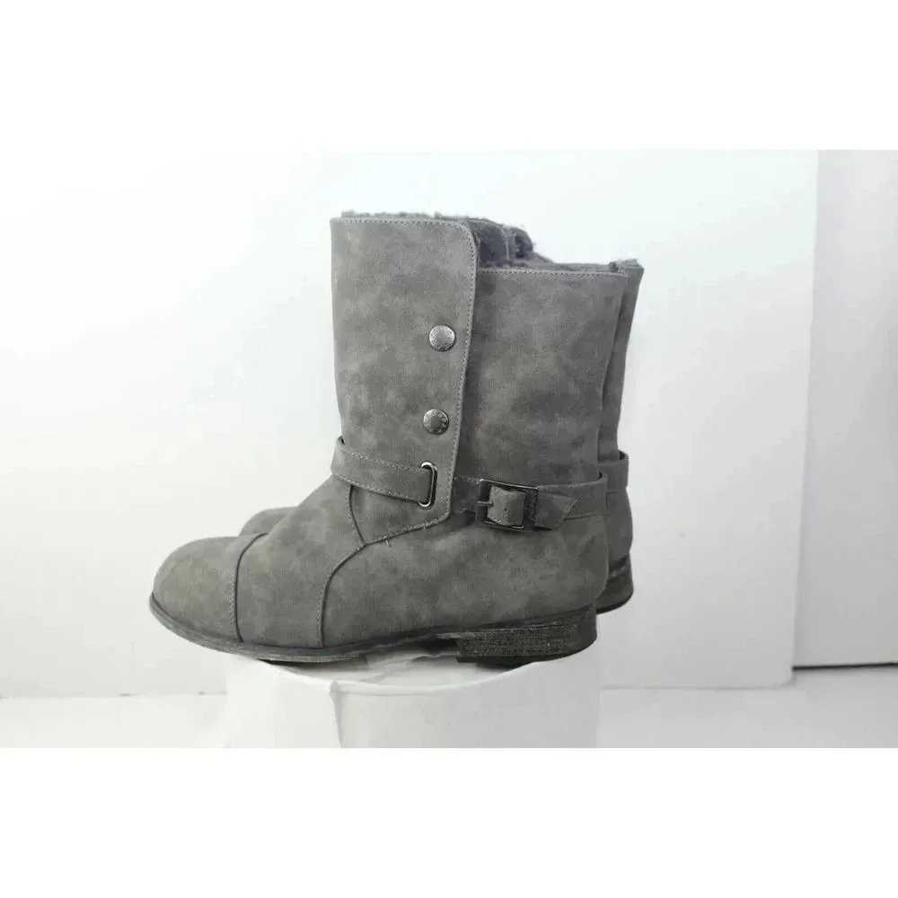 ladies Bearpaw Boots size 10